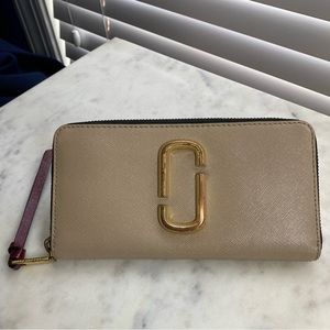 Marc Jacobs Snapshot Continental Wallet